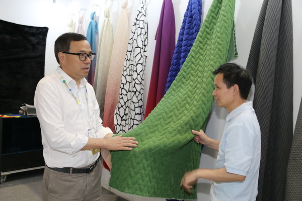 尼特爾3D高彈力軟體面料，引領(lǐng)家居軟裝新時尚