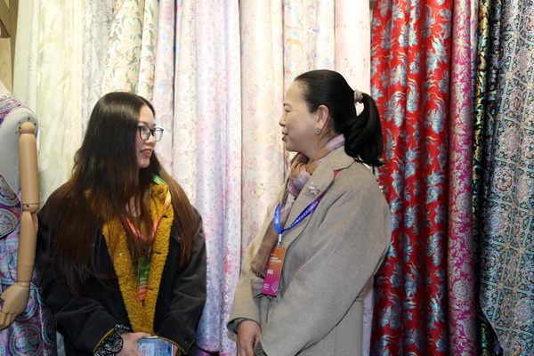  教授老總與金獎(jiǎng)設(shè)計(jì)師老總的美麗邂逅，將會(huì)為時(shí)尚界帶來怎樣的驚喜？